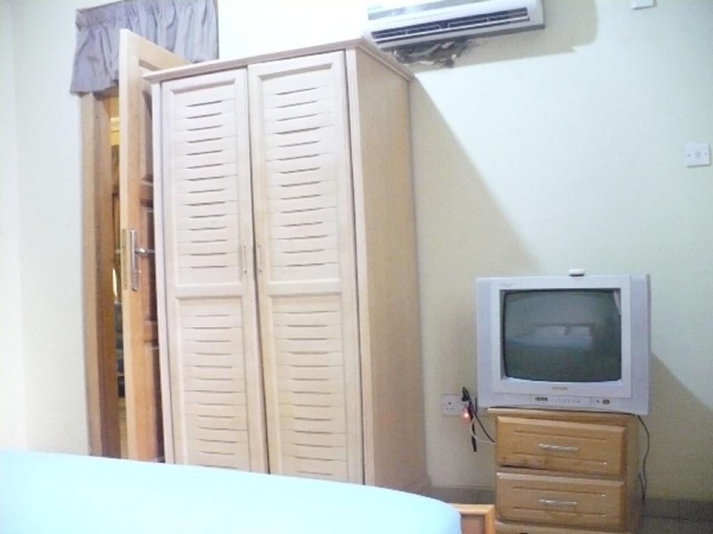 True Vine Hotel Kumasi Rom bilde